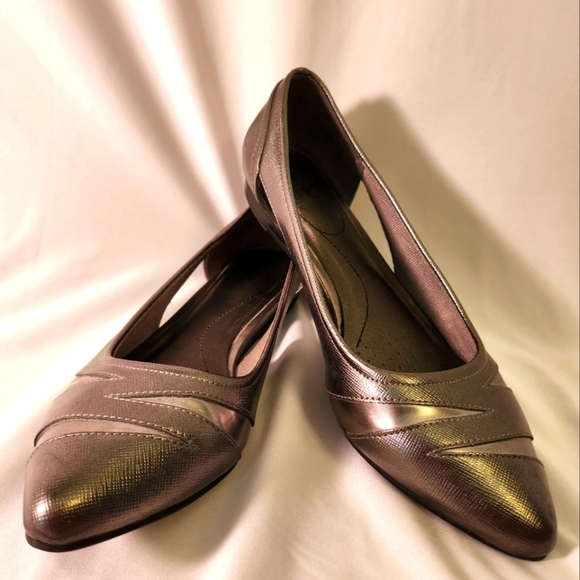 Life Stride Shoes - Life Stride Bronze Loafers